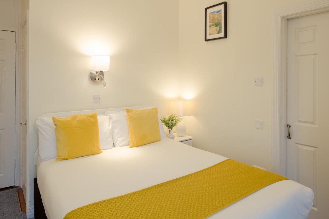 The Waterfront (adults Only) 4*